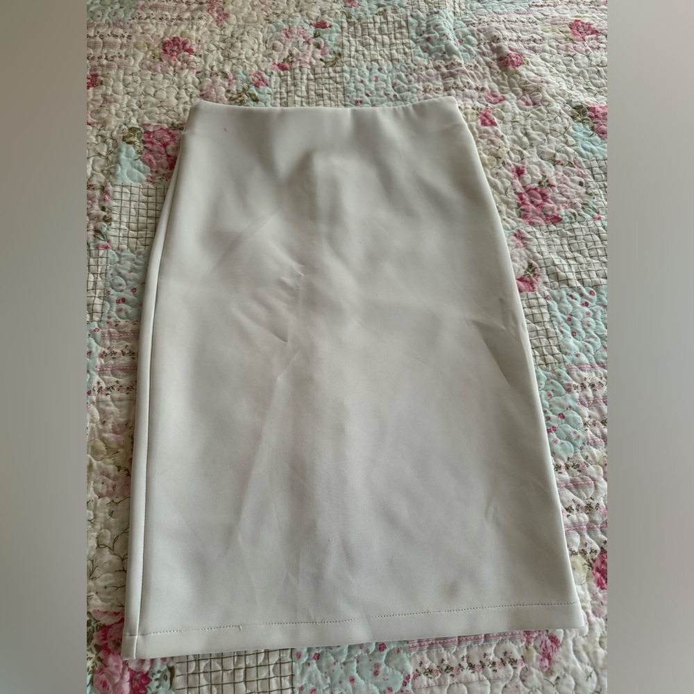 Womens 4 off white Pencil Career Knee Skirt
